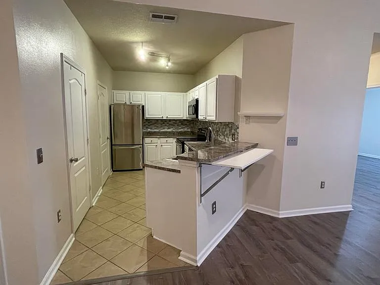 10539 Villa View Cir #10539 — Photo 5