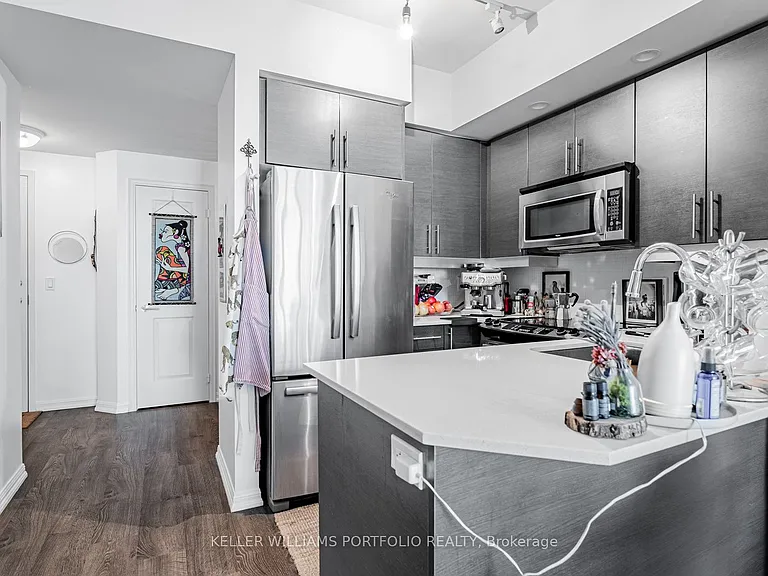 75 Liberty St #317 — Photo 9