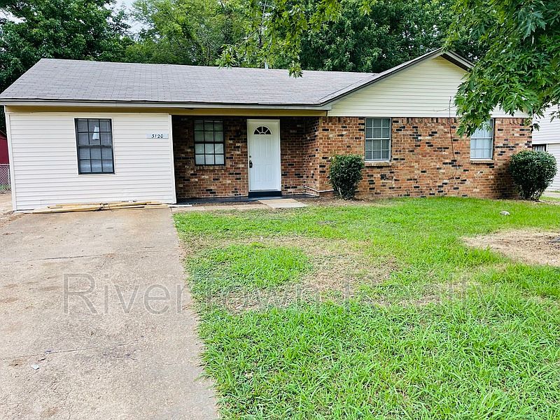 1st image of 3120 Briarwood Dr