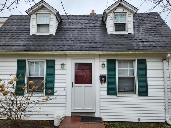 961.5 E Broadway, Milford, CT 06460