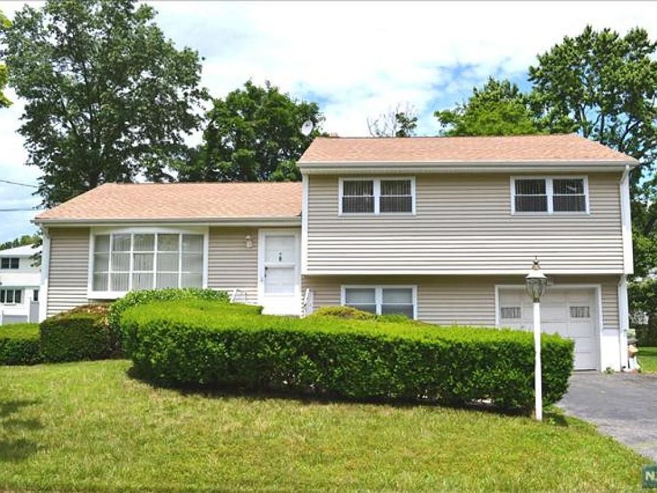 1st image of 343 Morris Ln