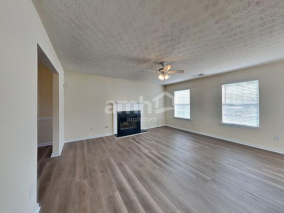 4th image of 235 Toffee Ct
