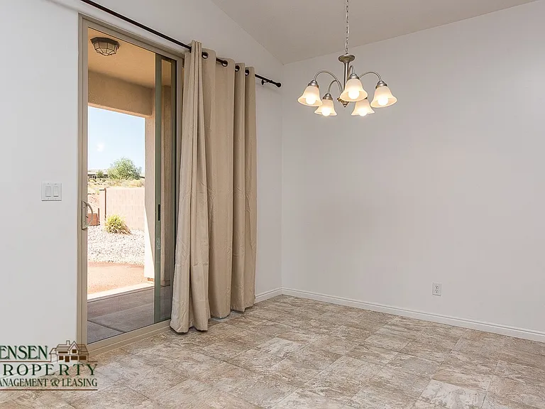 593 N Sage Crest Dr — Photo 13