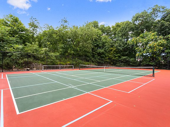 123 Winding Ridge Road