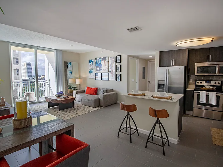High Rise luxury rental apartments overlooking the New River in Fort Lauderdale, Florida near Las Olas Blvd.