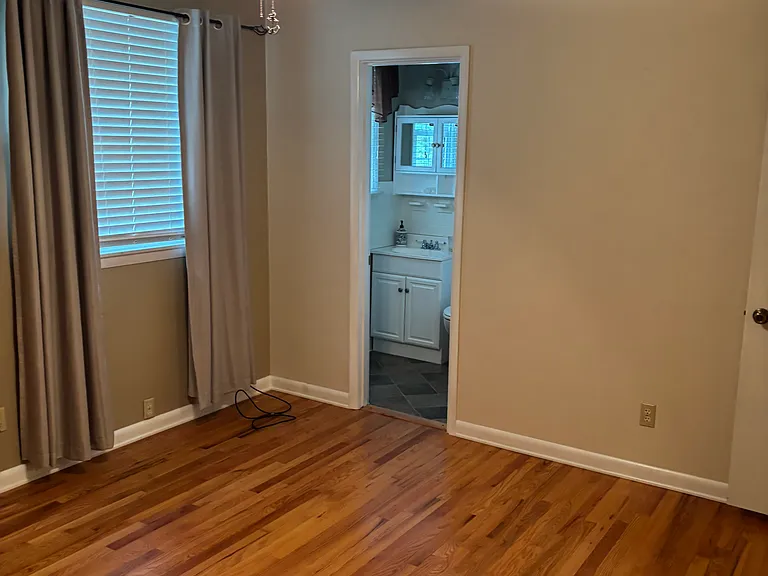 11157 Thornton Dr — Photo 12