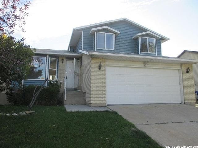1st image of 972 N Dorothea Way