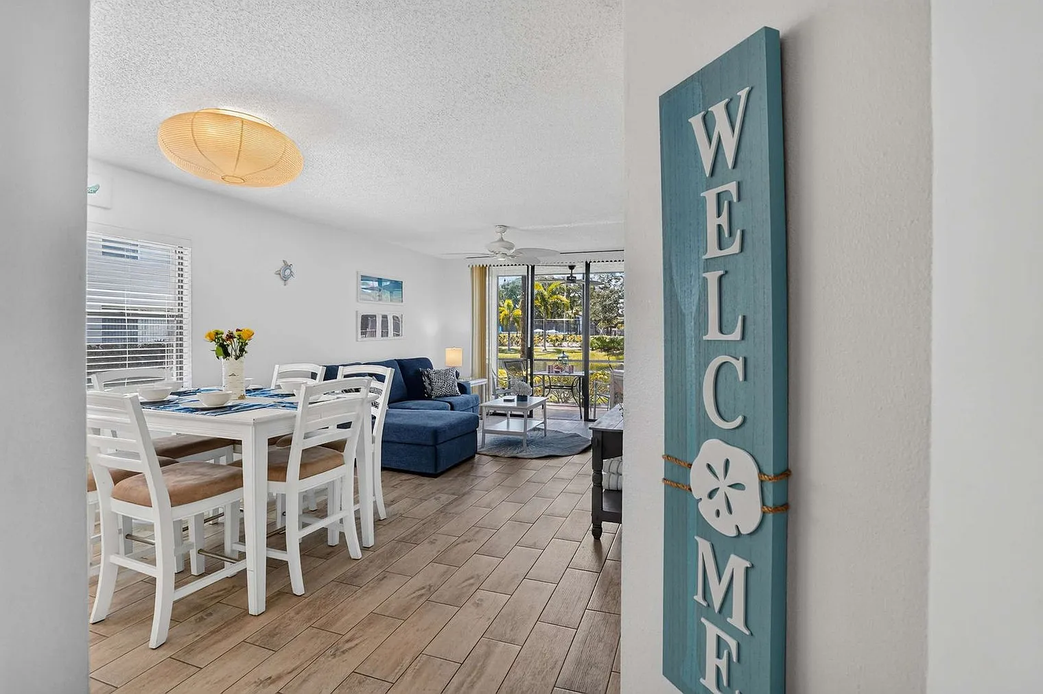 2 bed, 2.0 bath, $4,268 — Photo 2
