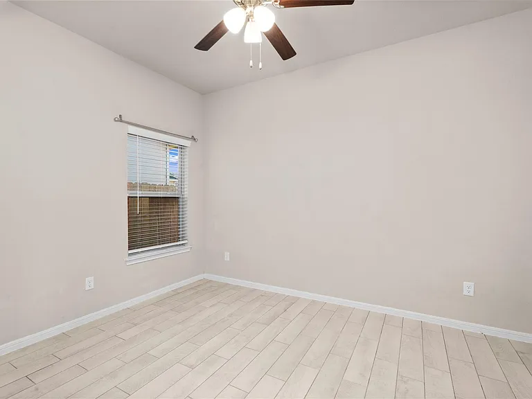 24717 Teton Hollow Trl — Photo 18