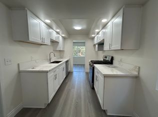 5275 Colodny Dr UNIT 9, Agoura Hills, CA 91301
