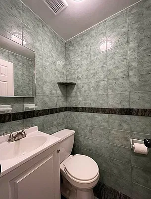 Rented by Keller Williams NYC | media 8
