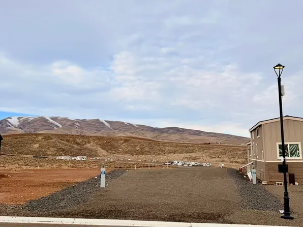 1769 Naches Wenas Rd #60, Selah, WA 98942