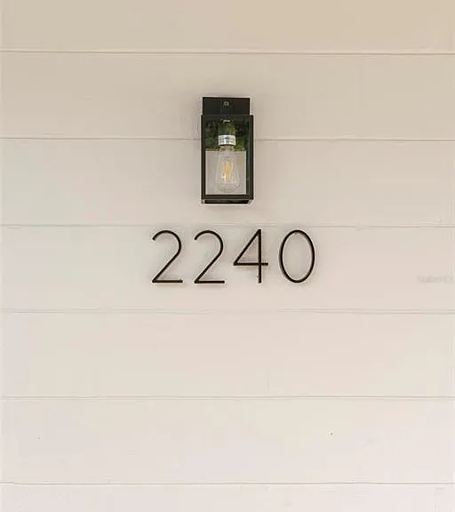 2240 Conway Dr — Photo 4