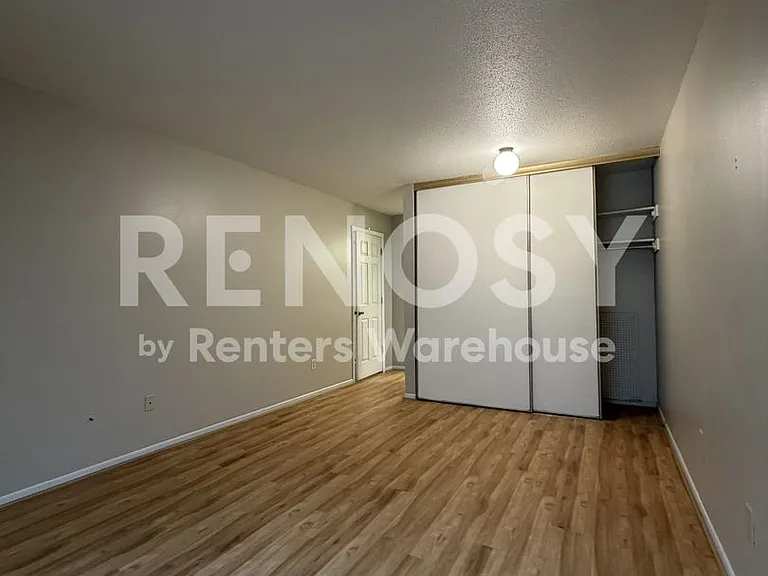 4648 Cedar Lake Rd S #1 — Photo 10