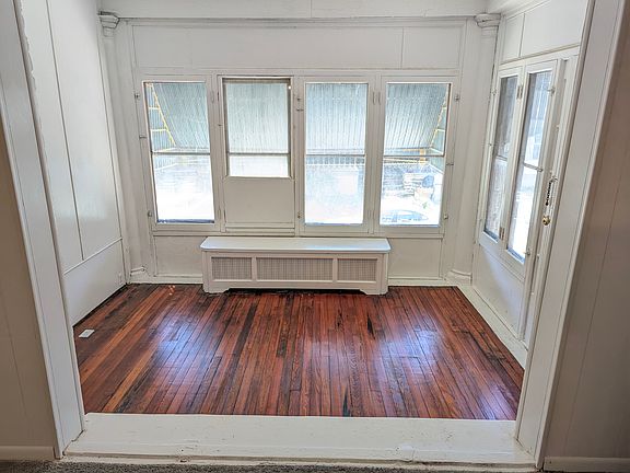 Enclosed front porch