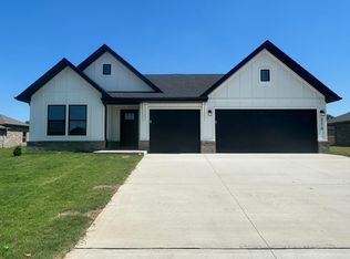 5218 S Morgan Ave, Battlefield, MO 65619