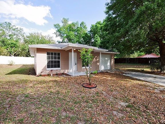 2nd image of 481 Apopka Hills Cir