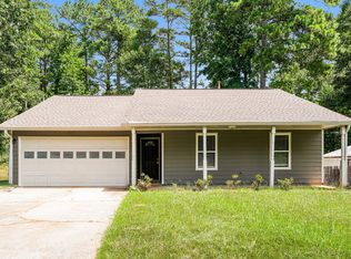 2600 Trotters Walk Trl, Snellville, GA 30078