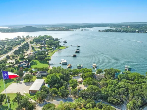 2265 Park Avenue Cir, Graford, TX 76449
