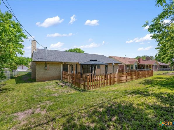 1402 Clairidge Ave, Killeen, TX 76549