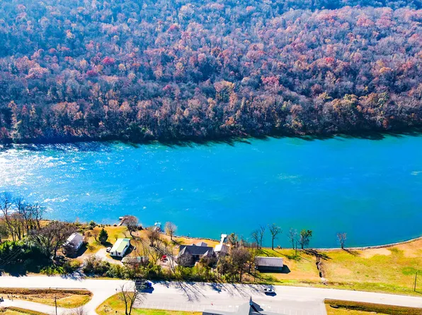 949 Coopers Edge Trl, Chattanooga, TN 37405