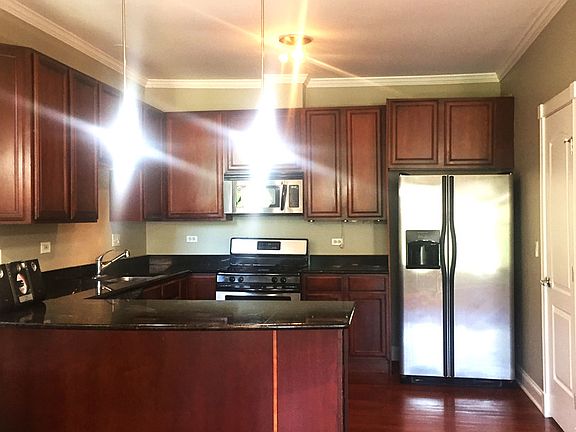 2nd image of 6615 S Woodlawn Ave #4N