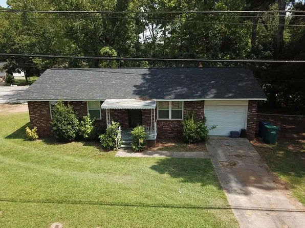 414 Blyth Rd, Greenwood, SC 29646