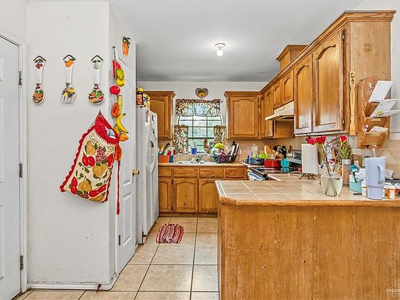 5th image of 419 W Bella Vista Ln