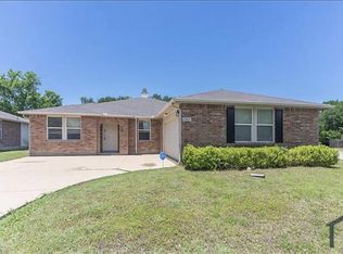 2801 Cameron Way, Mesquite, TX 75181