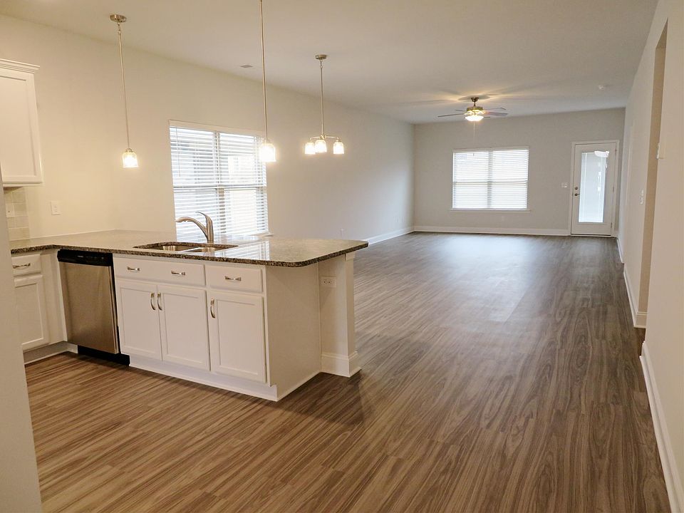 643 Lombard Dr, Boiling Springs, SC 29316 Zillow