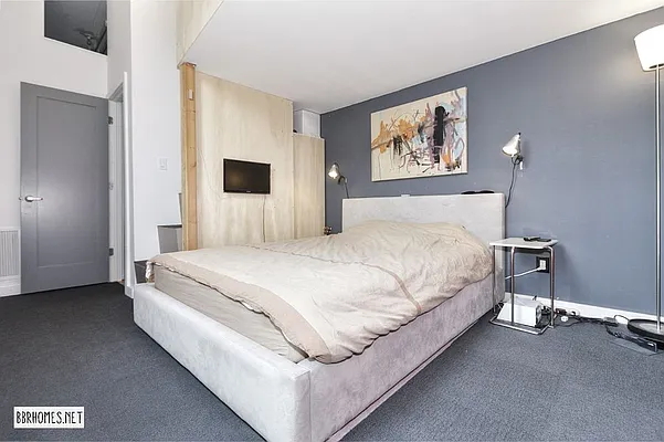 Sold by Bedford Brownstone Realty | media 24