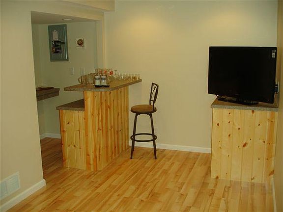 3rd image of 13466 Carpenter Way