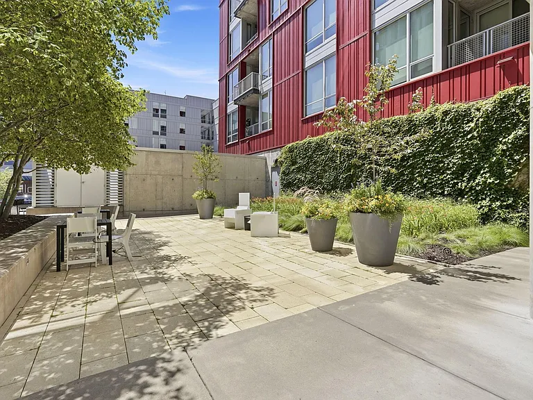 901 S 2nd St #201 — Photo 34