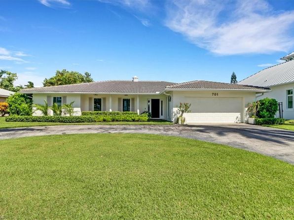 701 Harbour Dr, Naples, FL 34103
