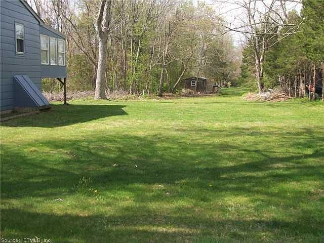 2nd image of 8 Cottonwood Dr