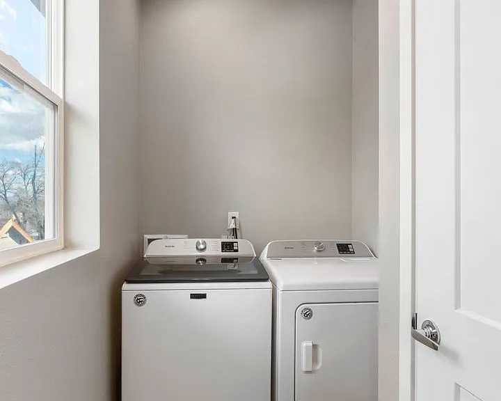 809 Forest St — Photo 19