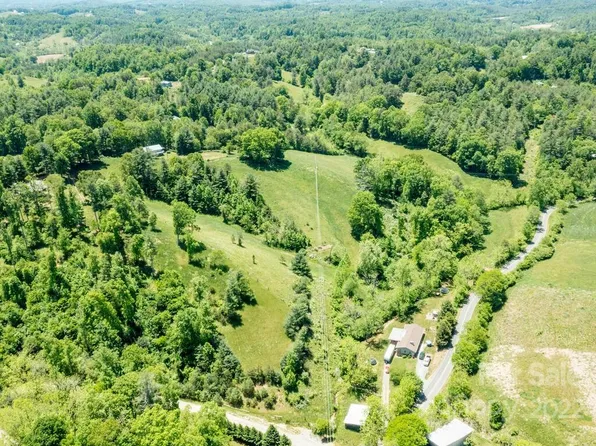 Old Turkey Creek Rd, Leicester, NC 28748