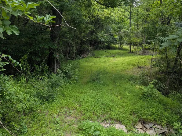 6.1 Chestnut Hill Rd, Harpers Ferry, WV 25425