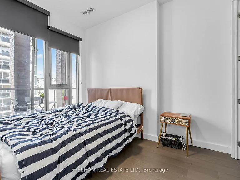 81 Wellesley St E #608 — Photo 15