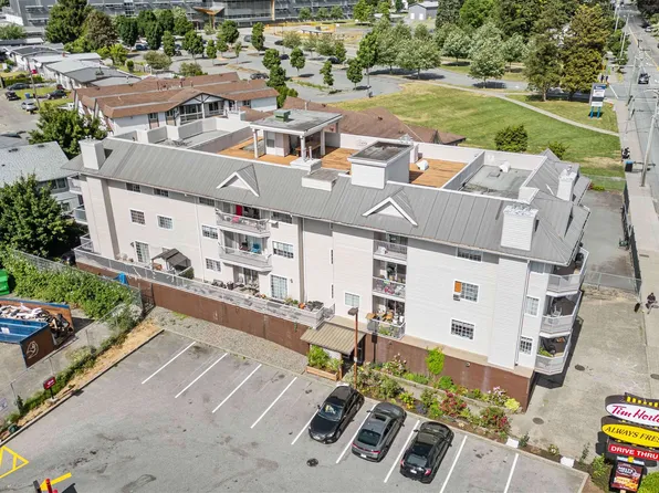 46351 Yale Rd #206, Chilliwack, BC V2P 2P8