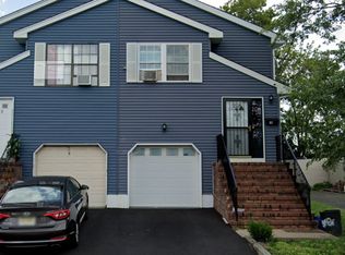 4 Holmes St, Carteret, NJ
