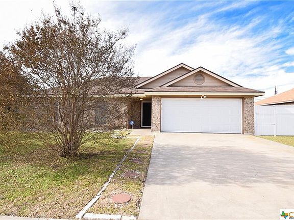 2nd image of 3904 Water Oak Dr
