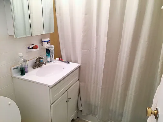 Rented by Joe Gotham LTD | media 32