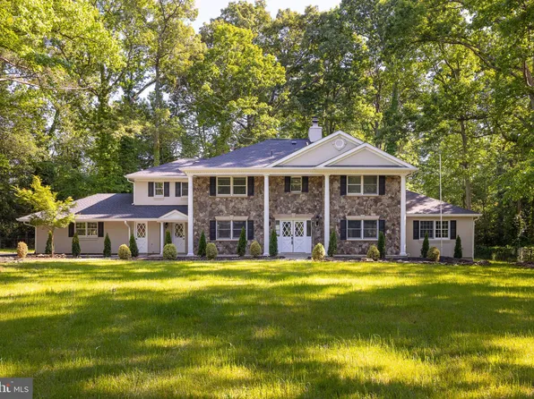 6033 Chapman Rd, Lorton, VA 22079