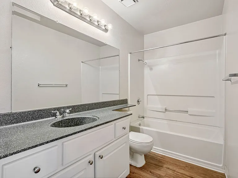 Riverview Ranch Apartments — Photo 47