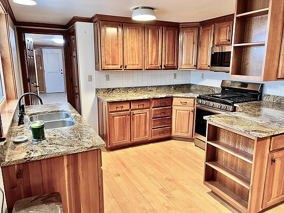 2nd image of 4952 N County Road 350 W