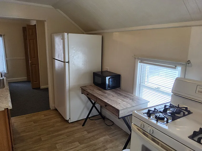 558 W Hopocan Ave #2 — Photo 16