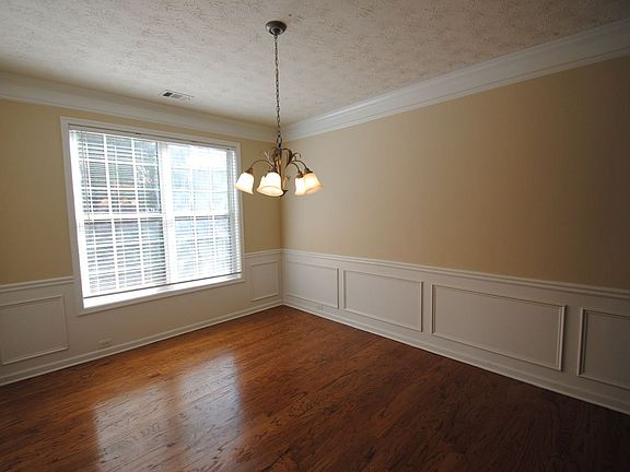 2nd image of 419 Heathcliff Ct