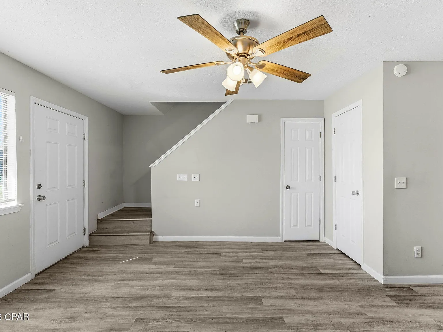 2 bed, 972 sqft, $1,350 — Photo 4