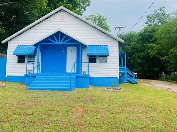 1112 S Iowa Ave, Chandler, OK 74834
